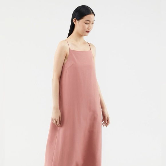 OLIVE Dresses & Skirts - Olive Clothing Linen Blend Maxi Dress